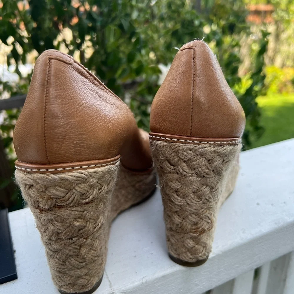 Banana Republic Tan Leather Wedge Peep-Toe